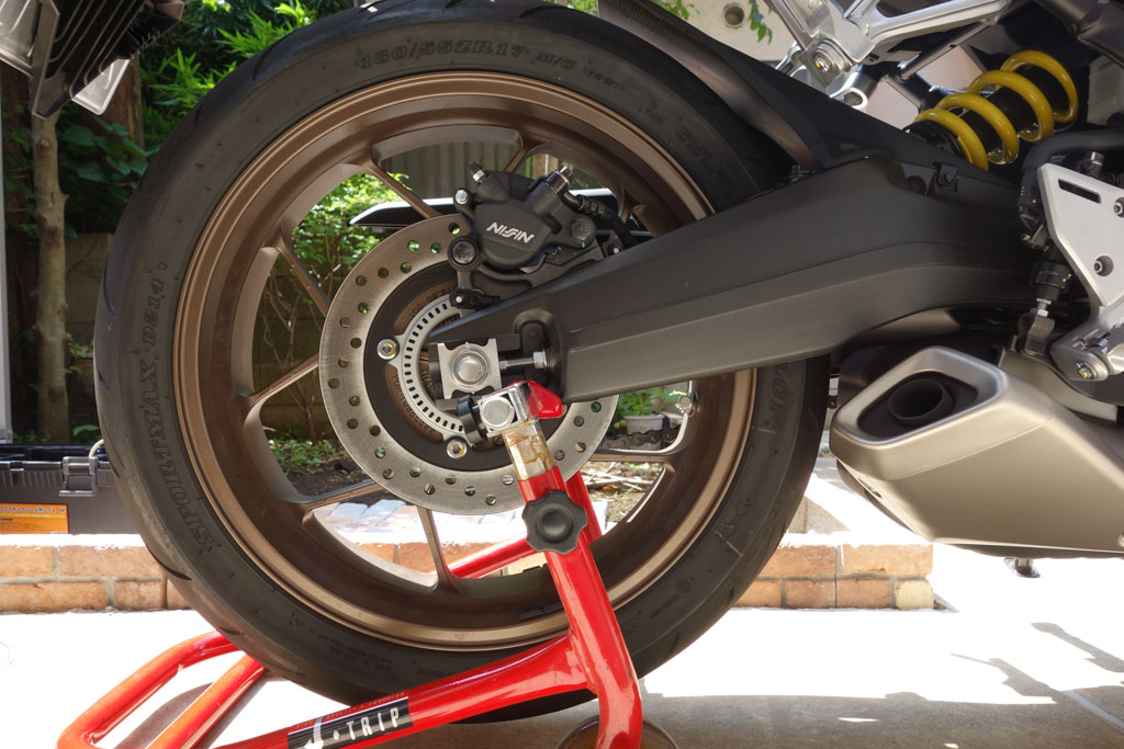 CB650R バイクスタンド