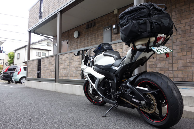 荷物つみつみ