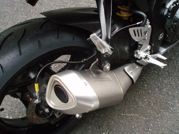 R750_BreakeLine02.jpg